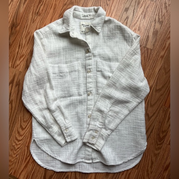 Abercrombie and fitch oversized long sleeve - Picture 1 of 4